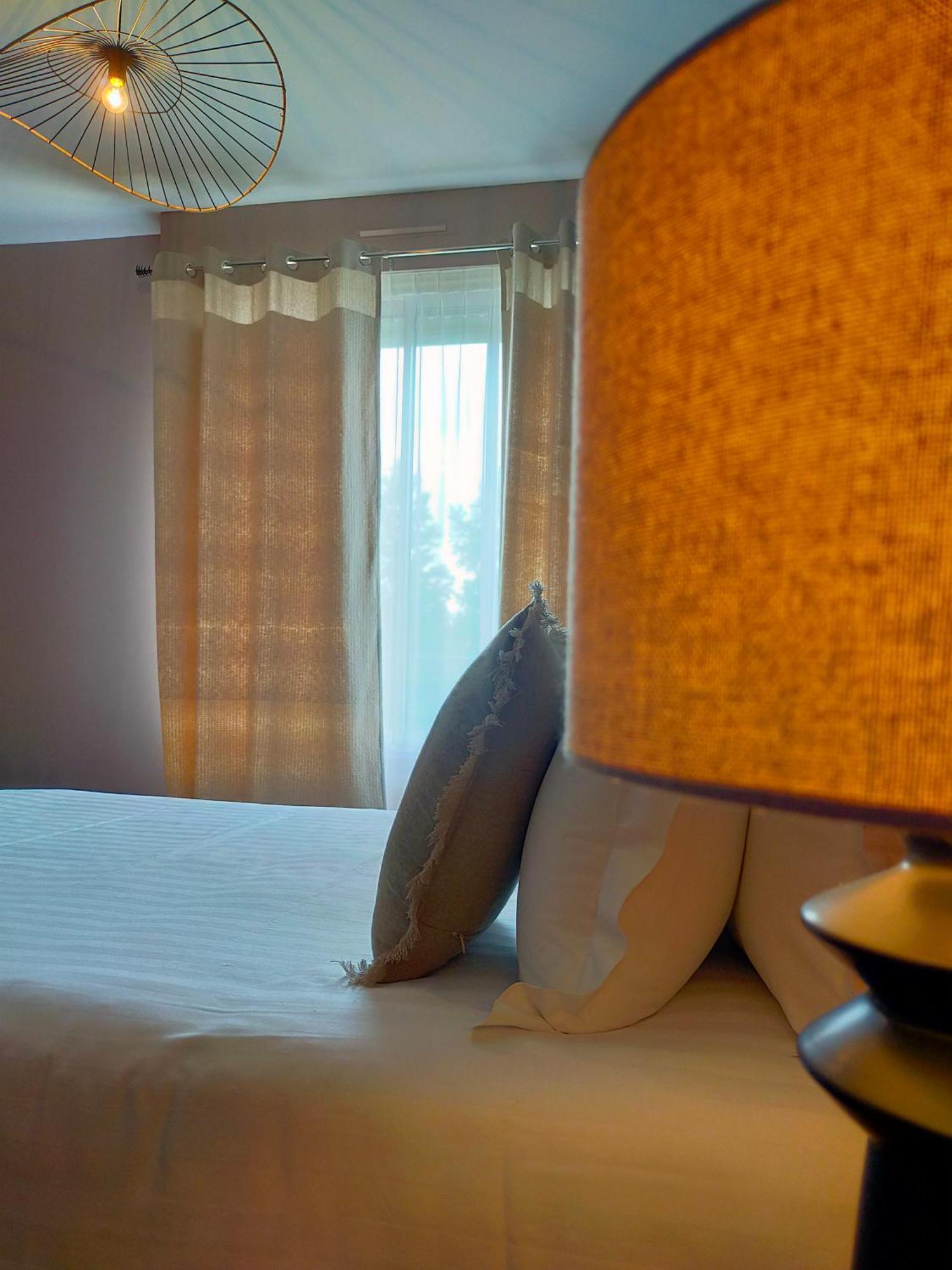 Hotel De La Marine แซ็ง-เตร์แบล็ง ภายนอก รูปภาพ